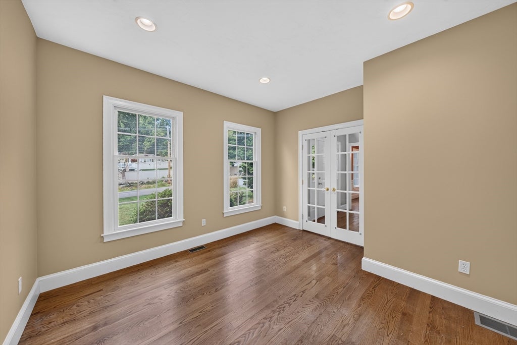 142 Holman St, Shrewsbury, MA, 142 Holman St, Shrewsbury, MA Photo #21