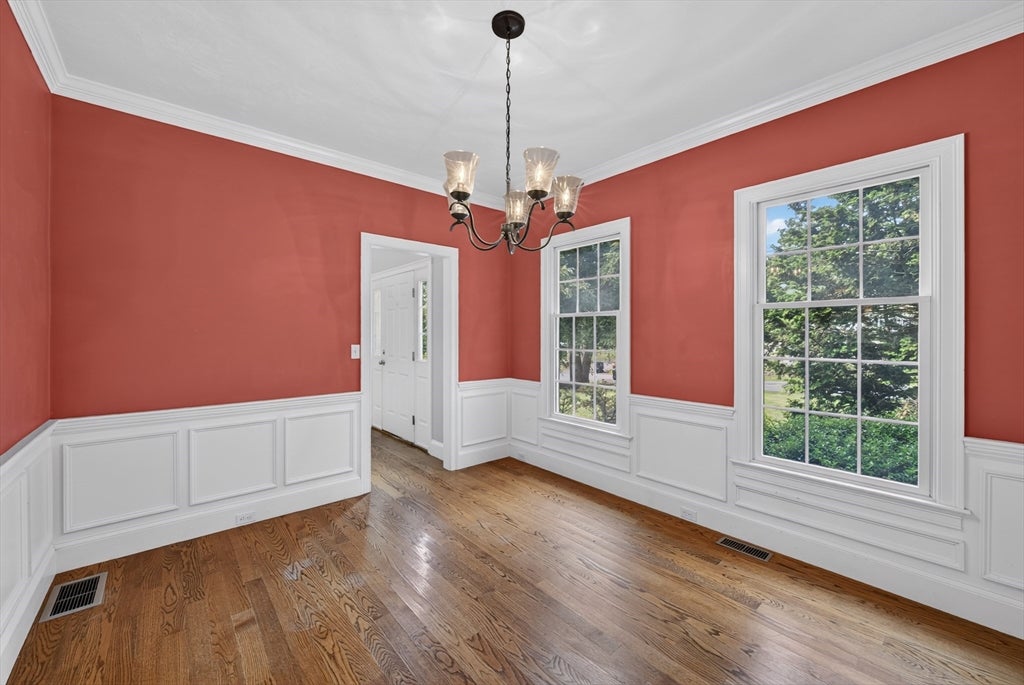 142 Holman St, Shrewsbury, MA, 142 Holman St, Shrewsbury, MA Photo #9