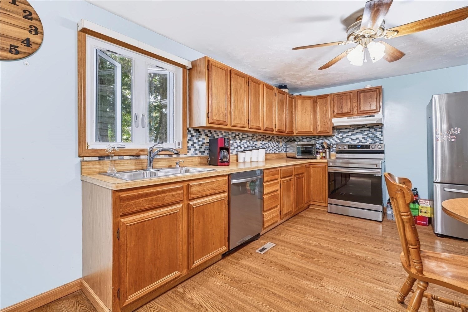 65 Neponset Heights Ave, Foxboro, MA Photo #10