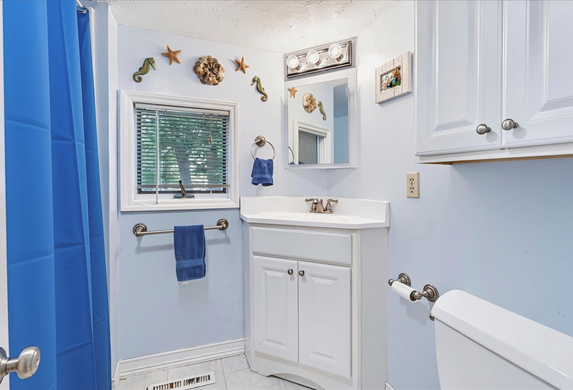 65 Neponset Heights Ave, Foxboro, MA Photo #17