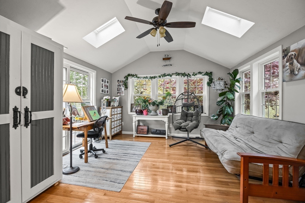 114 Stoney Cliff Rd