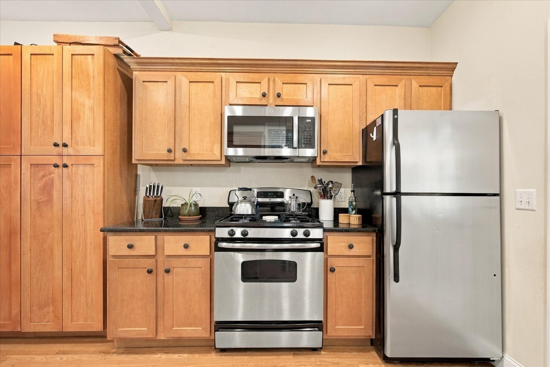 11-13 Rushmore St #11, Boston, MA Photo #6