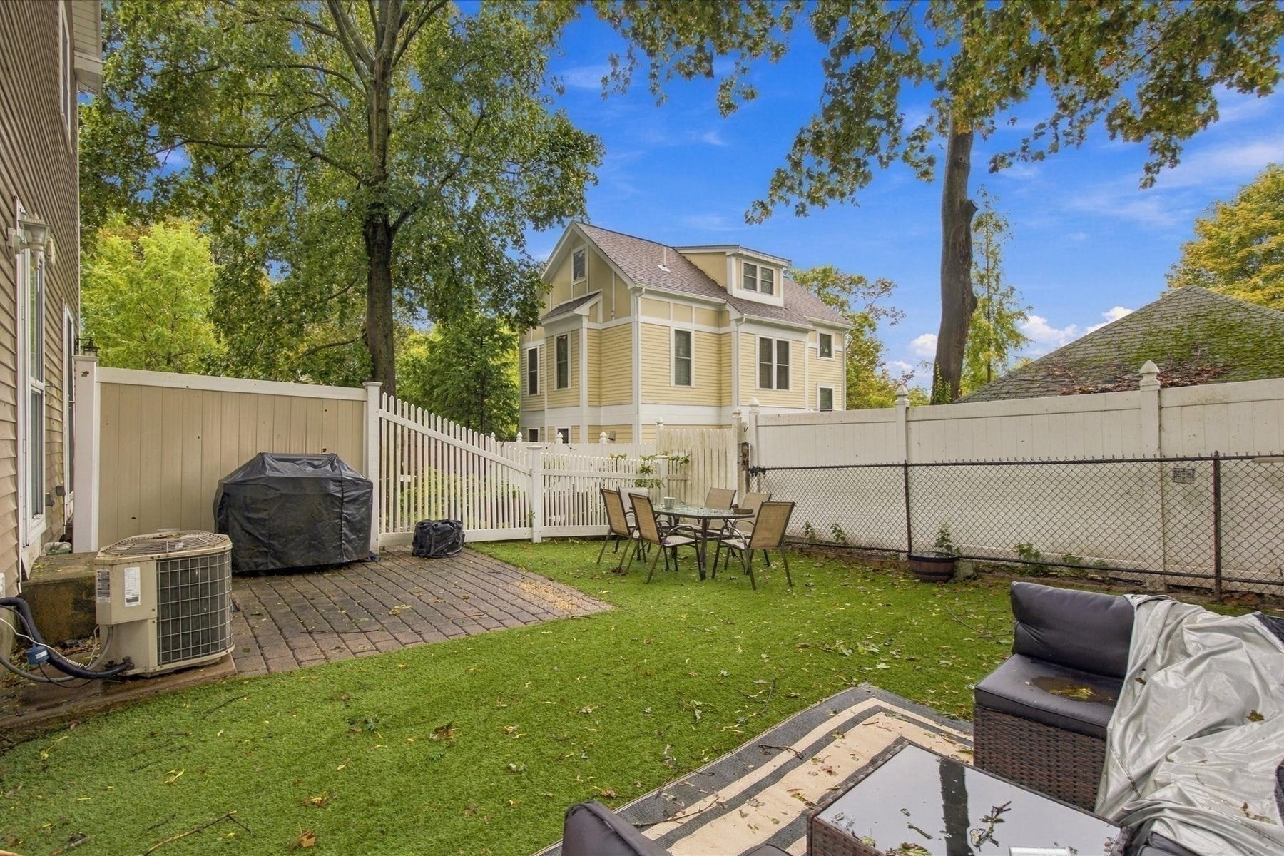11-13 Rushmore St #11, Boston, MA Photo #1