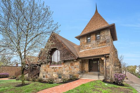 Photo of 157 Beale Street #1, Quincy, MA 02170 (MLS # 73521394)