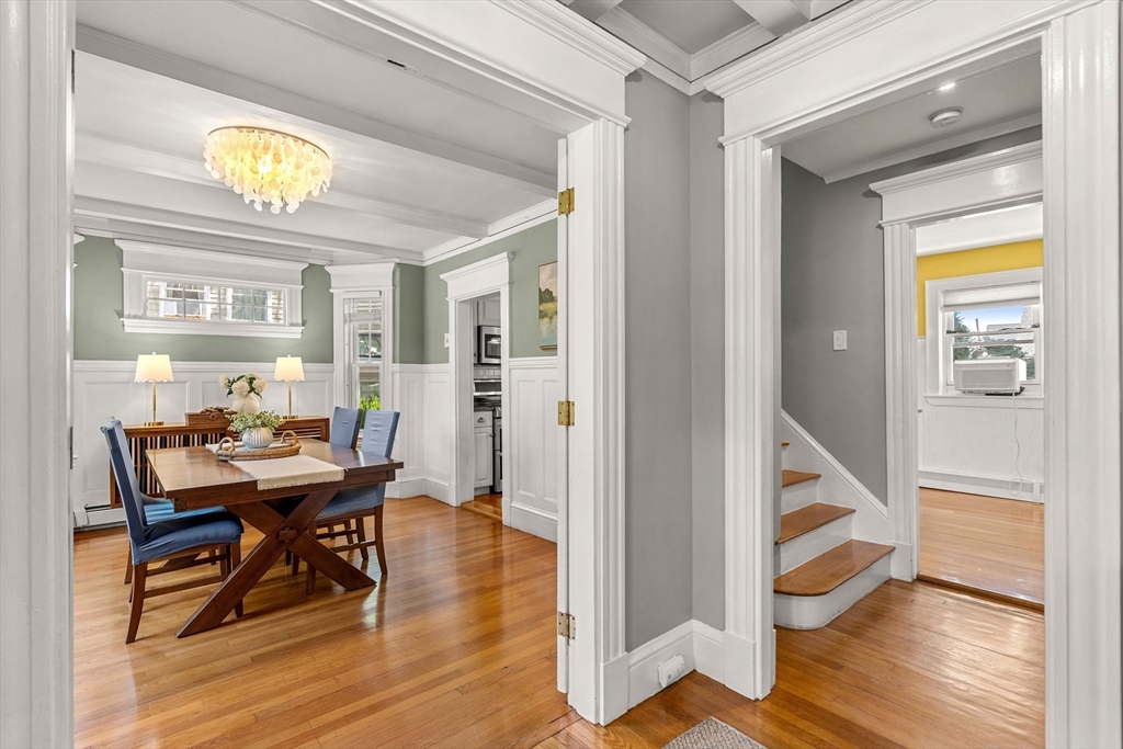 62 Parkview Ave
