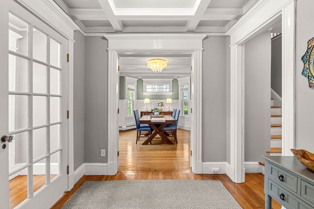62 Parkview Ave