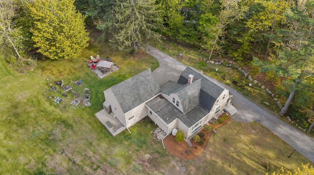 31 Mixter Rd, Holden, MA Photo #3