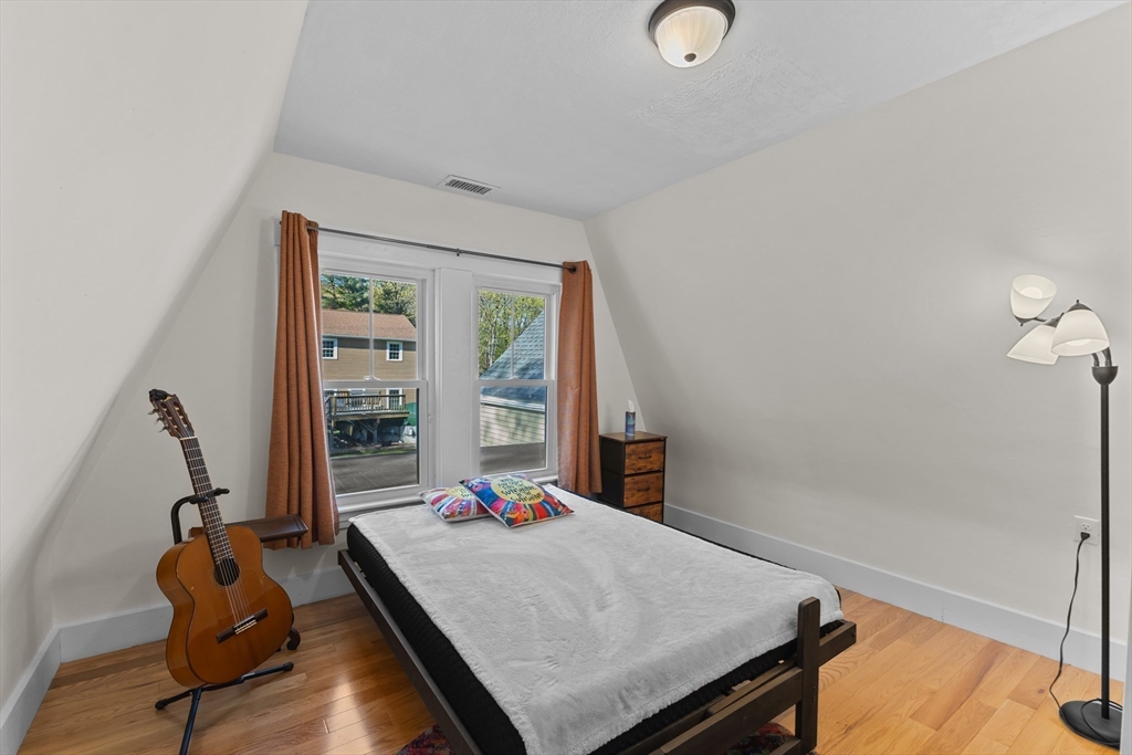 31 Mixter Rd, Holden, MA Photo #17
