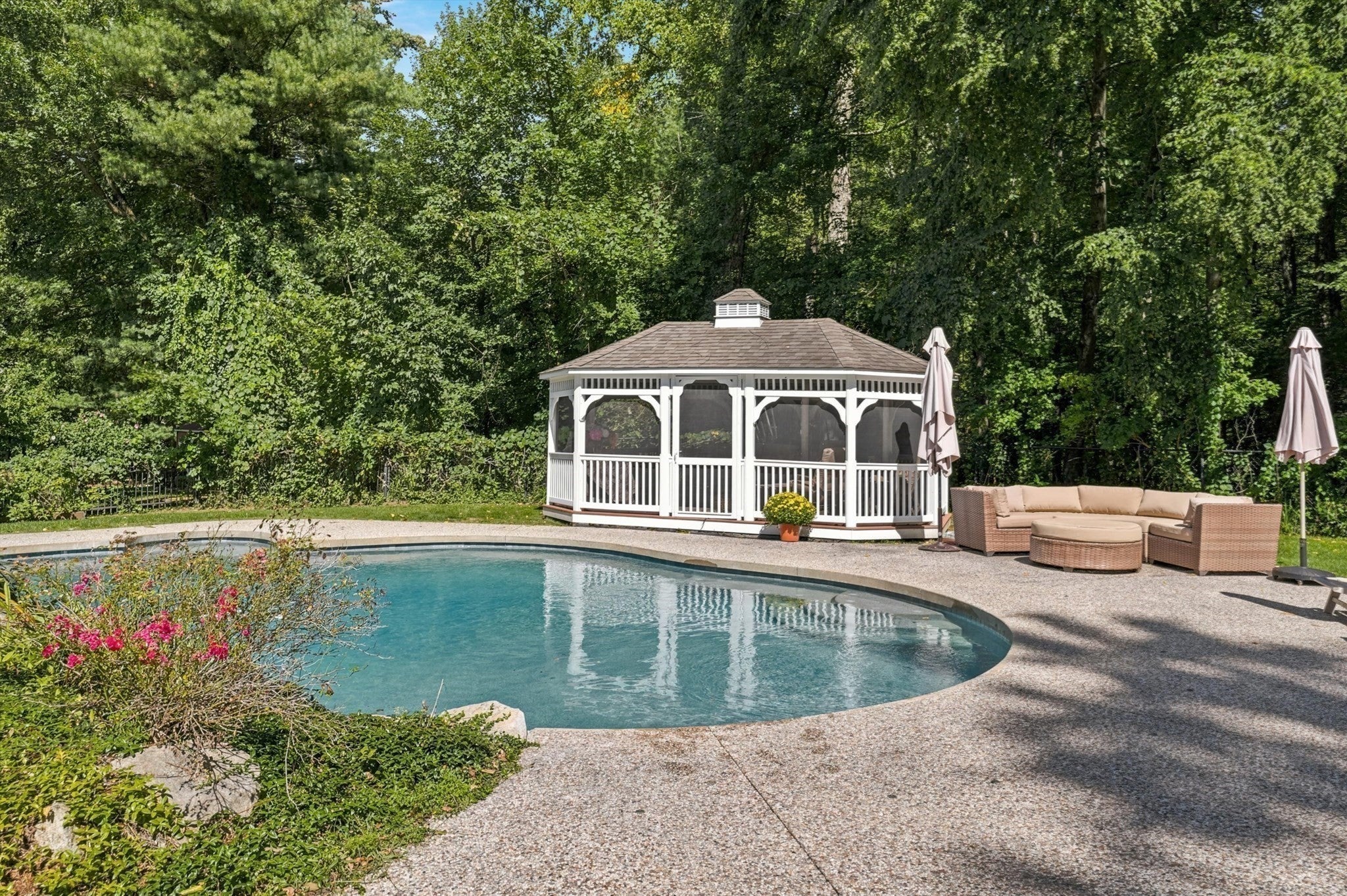 7 Country Lake Road, Methuen, MA, 7 Country Lake Road, Methuen, MA Photo #36