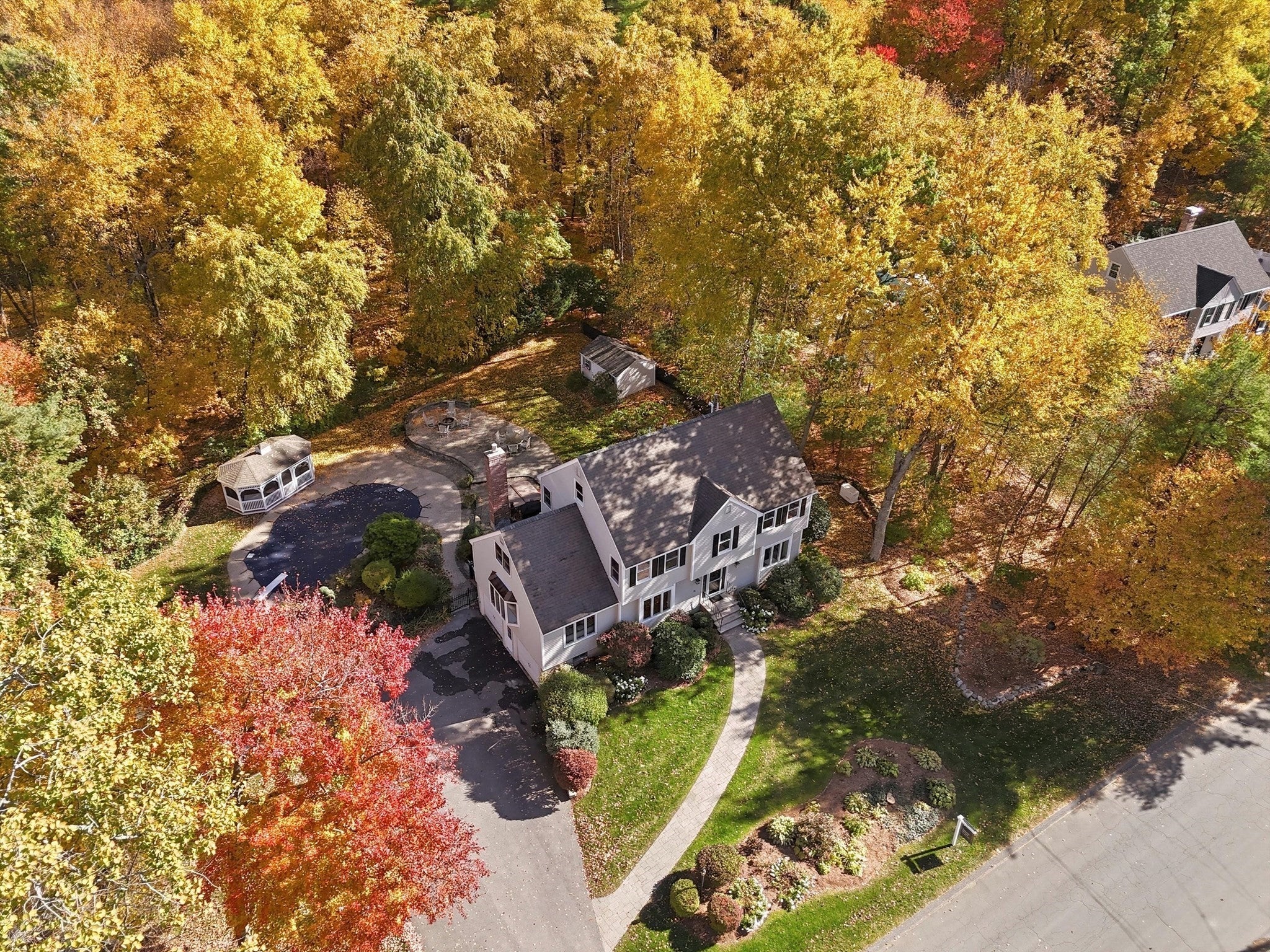 7 Country Lake Road, Methuen, MA, 7 Country Lake Road, Methuen, MA Photo #2