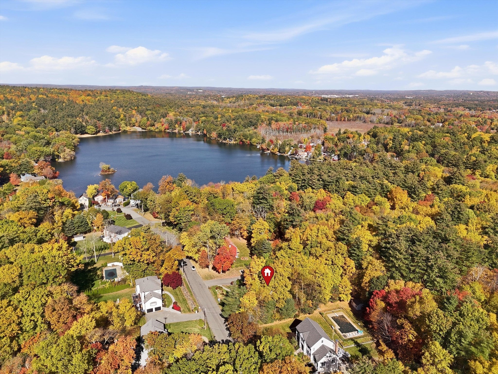 7 Country Lake Road, Methuen, MA, 7 Country Lake Road, Methuen, MA Photo #3
