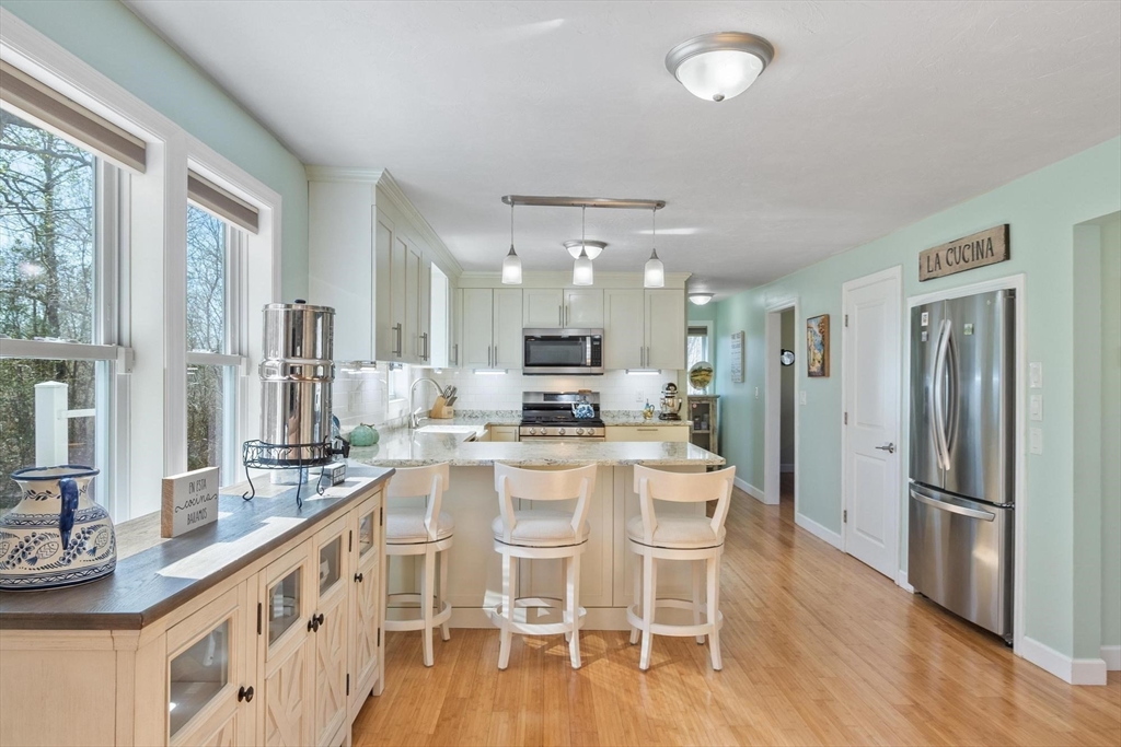 22 Fairfield Dr, Wareham, MA Photo #15