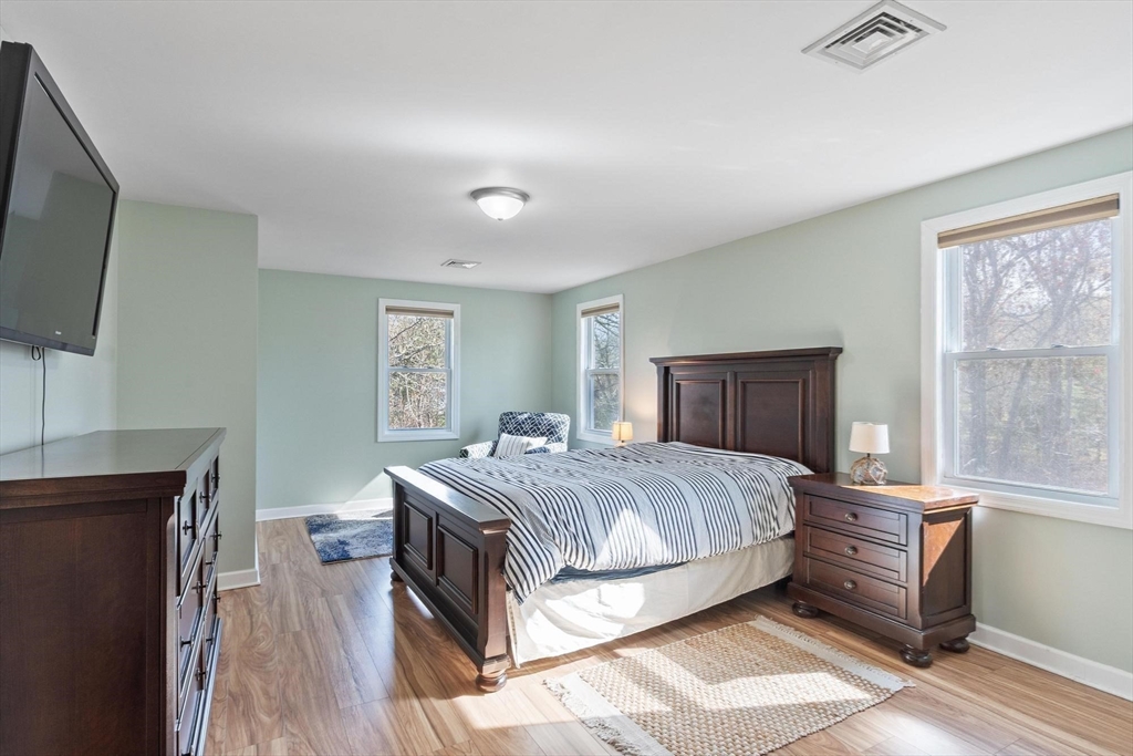 22 Fairfield Dr, Wareham, MA Photo #31