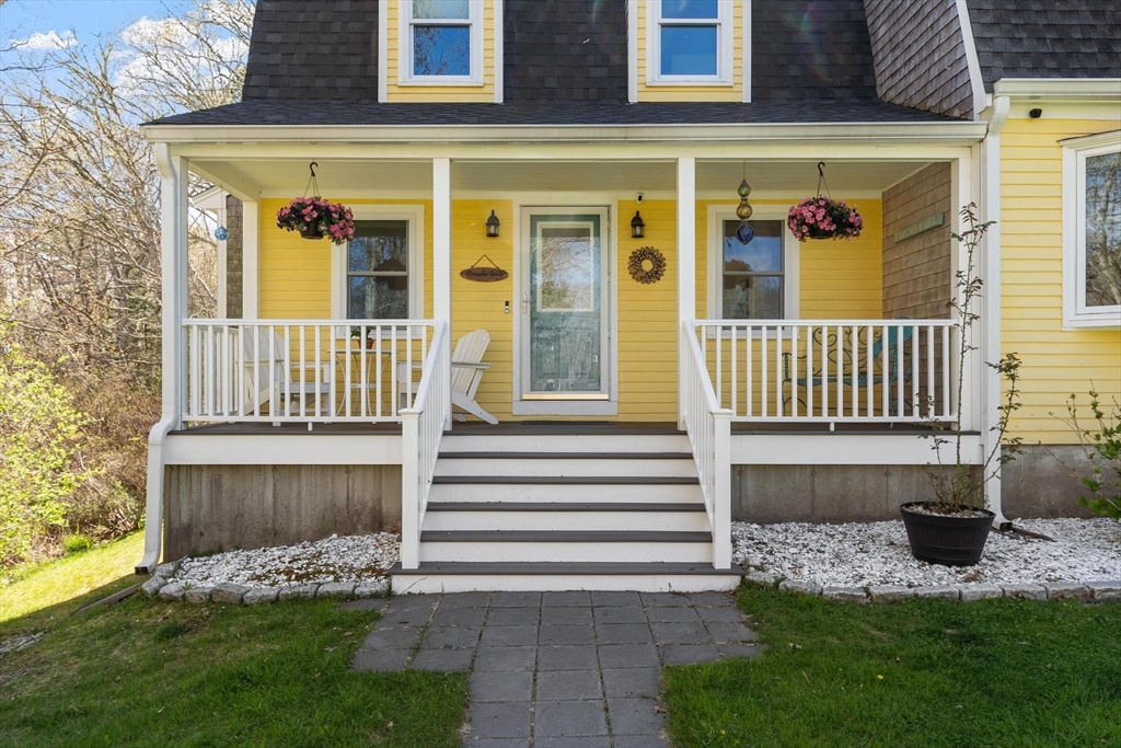 22 Fairfield Dr