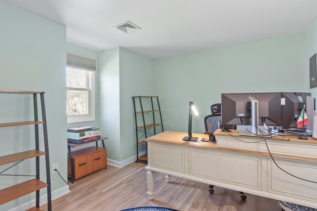 22 Fairfield Dr, Wareham, MA Photo #27