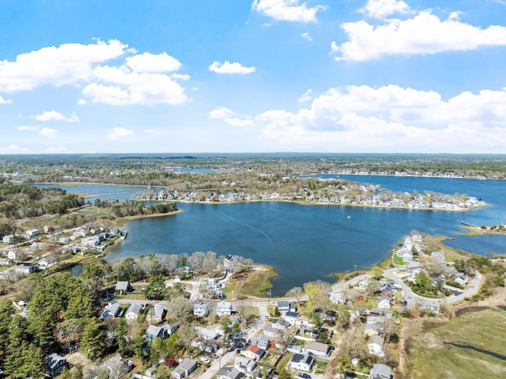 22 Fairfield Dr, Wareham, MA Photo #41