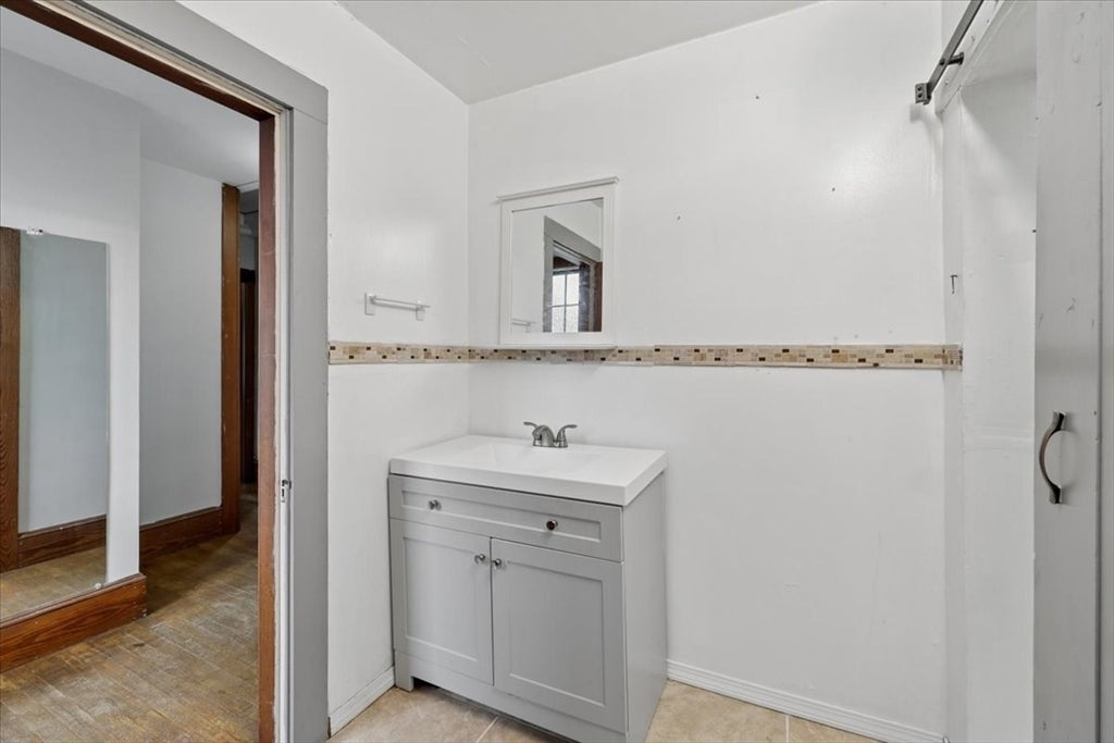 37 Laurel ST, Newport, NH, 37 Laurel ST, Newport, NH Photo #29