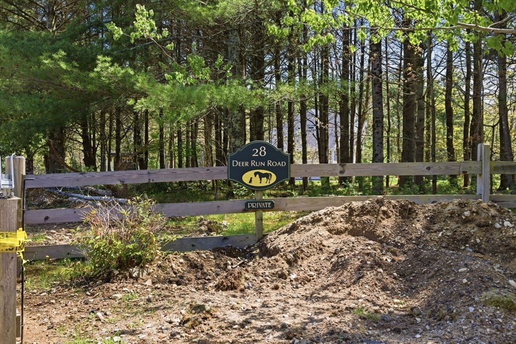 28 Deer Run Road