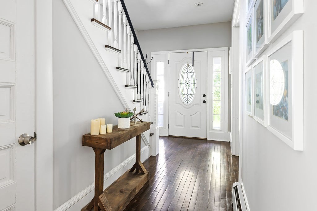 4 Bayberry Rd