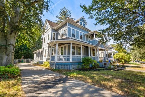 Photo of 196 Forest Park Ave, Springfield, MA 01108 (MLS # 73440713)