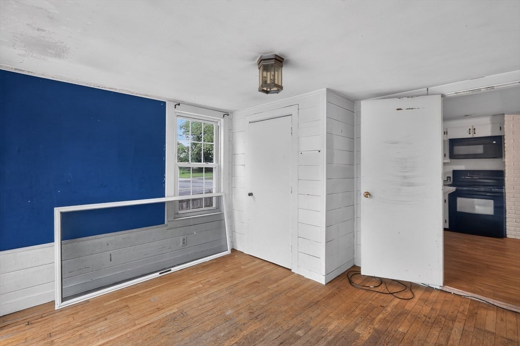 15 Hillside Ave, Middleboro, MA, 15 Hillside Ave, Middleboro, MA Photo #25