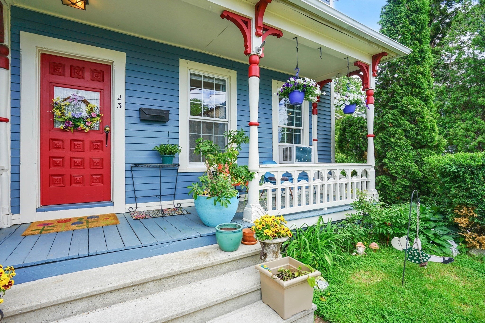 23 Oakes Ave