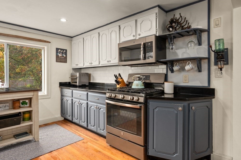 172 Haverhill St, North Reading, MA Photo #6