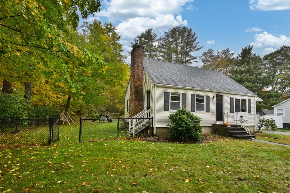 172 Haverhill St, North Reading, MA Photo #36