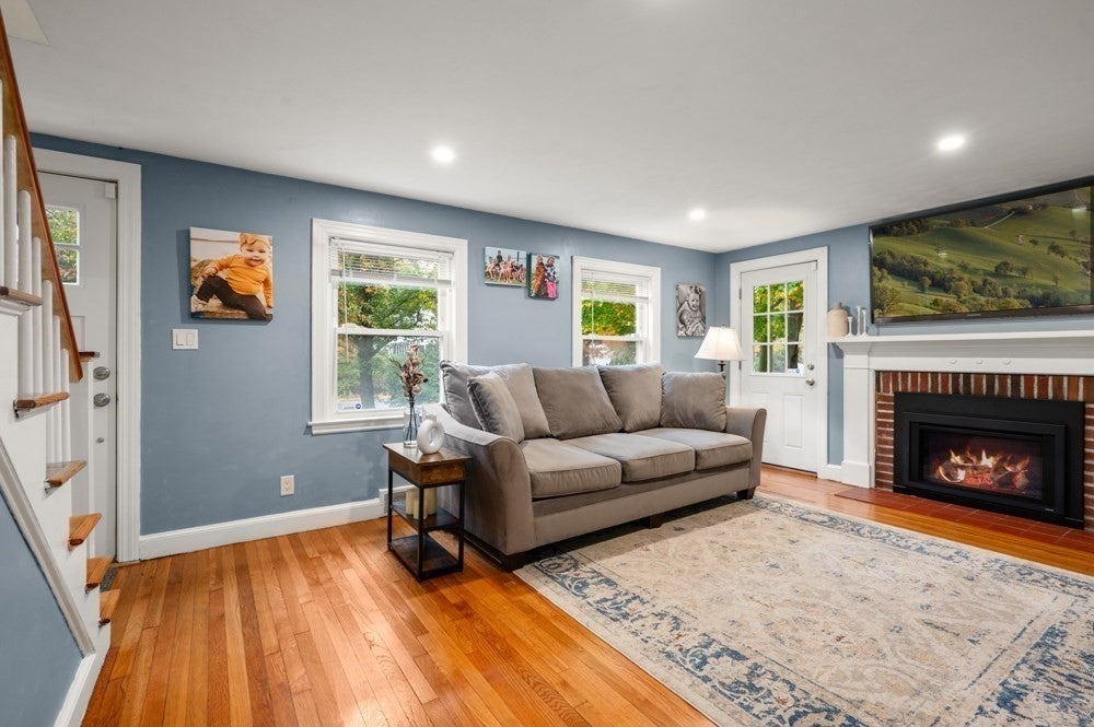 172 Haverhill St, North Reading, MA Photo #13