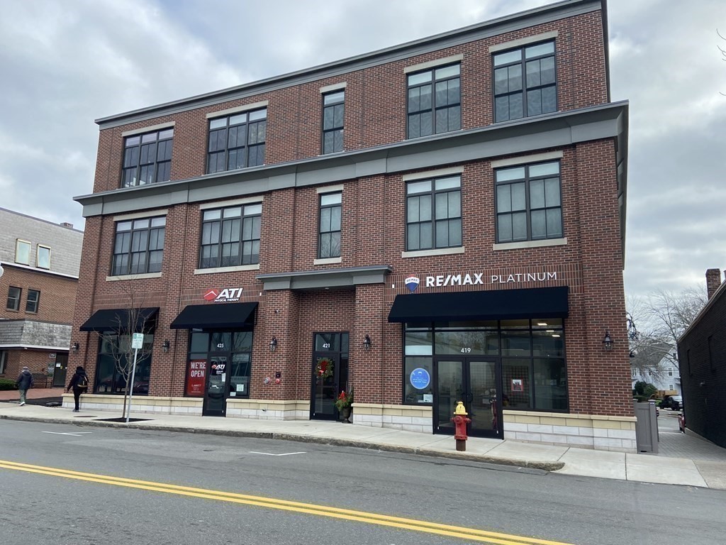 421 Main 304