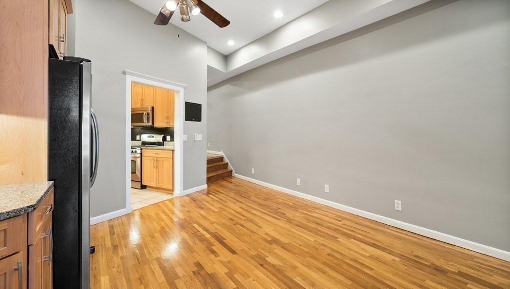 174 Elm St 1