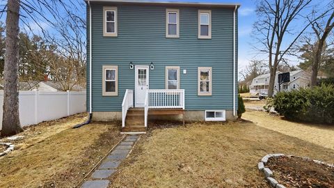 6 Balsamwood Ave Billerica MA 01821
