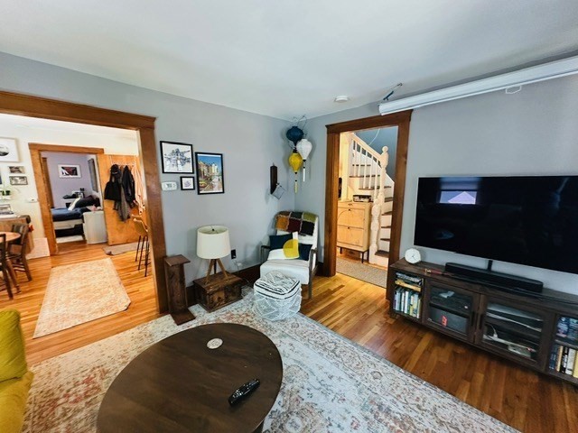 Cambridge, Massachusetts 02140, United States, 3 Bedrooms Bedrooms, ,1 BathroomBathrooms,Residential,Active,200048