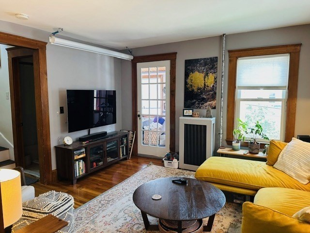 Cambridge, Massachusetts 02140, United States, 3 Bedrooms Bedrooms, ,1 BathroomBathrooms,Residential,Active,200048