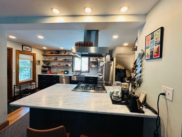 Cambridge, Massachusetts 02140, United States, 3 Bedrooms Bedrooms, ,1 BathroomBathrooms,Residential,Active,200048