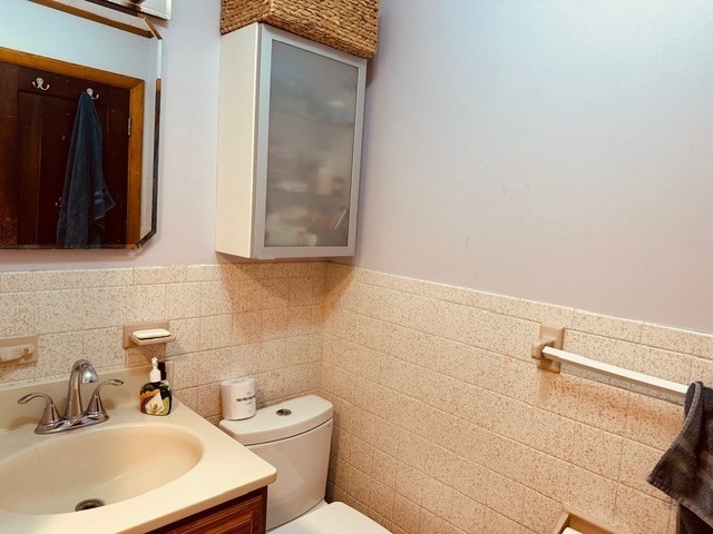 Cambridge, Massachusetts 02140, United States, 3 Bedrooms Bedrooms, ,1 BathroomBathrooms,Residential,Active,200048