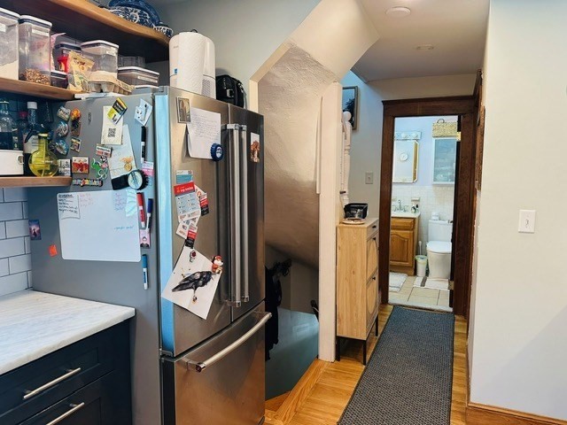 Cambridge, Massachusetts 02140, United States, 3 Bedrooms Bedrooms, ,1 BathroomBathrooms,Residential,Active,200048