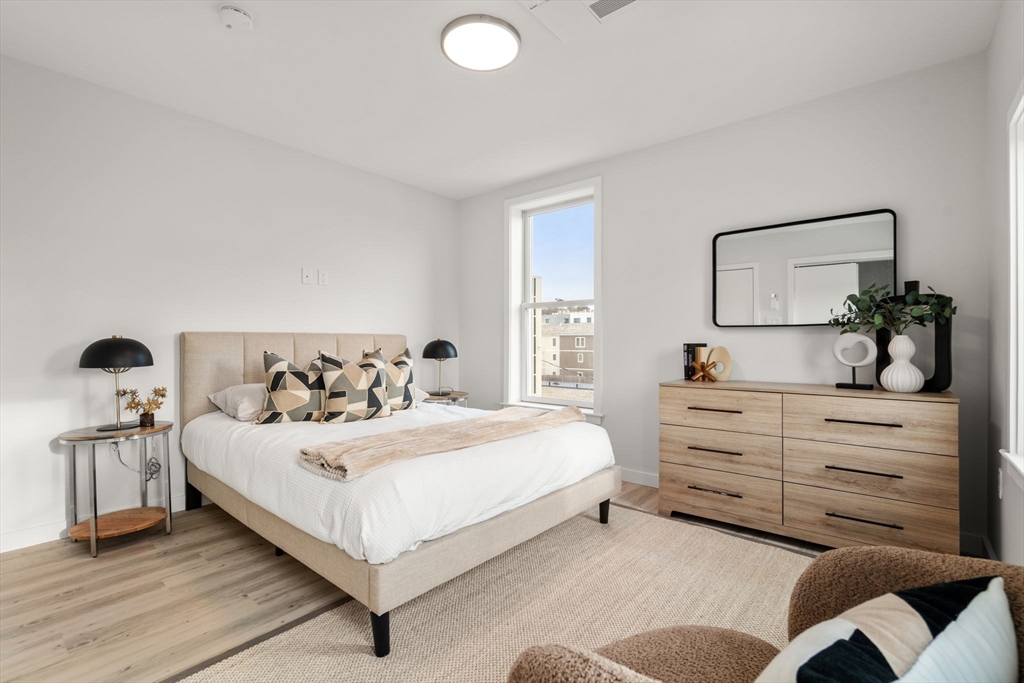 602 Canterbury St #U9, Boston, MA Photo #9