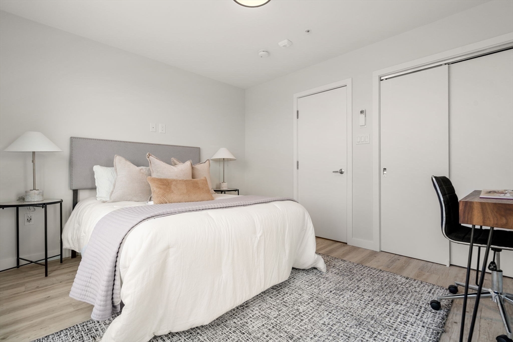 602 Canterbury St #U9, Boston, MA Photo #8