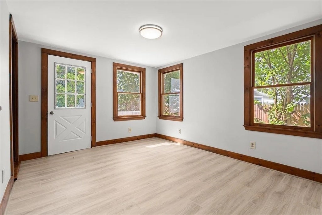 6 Richs Court