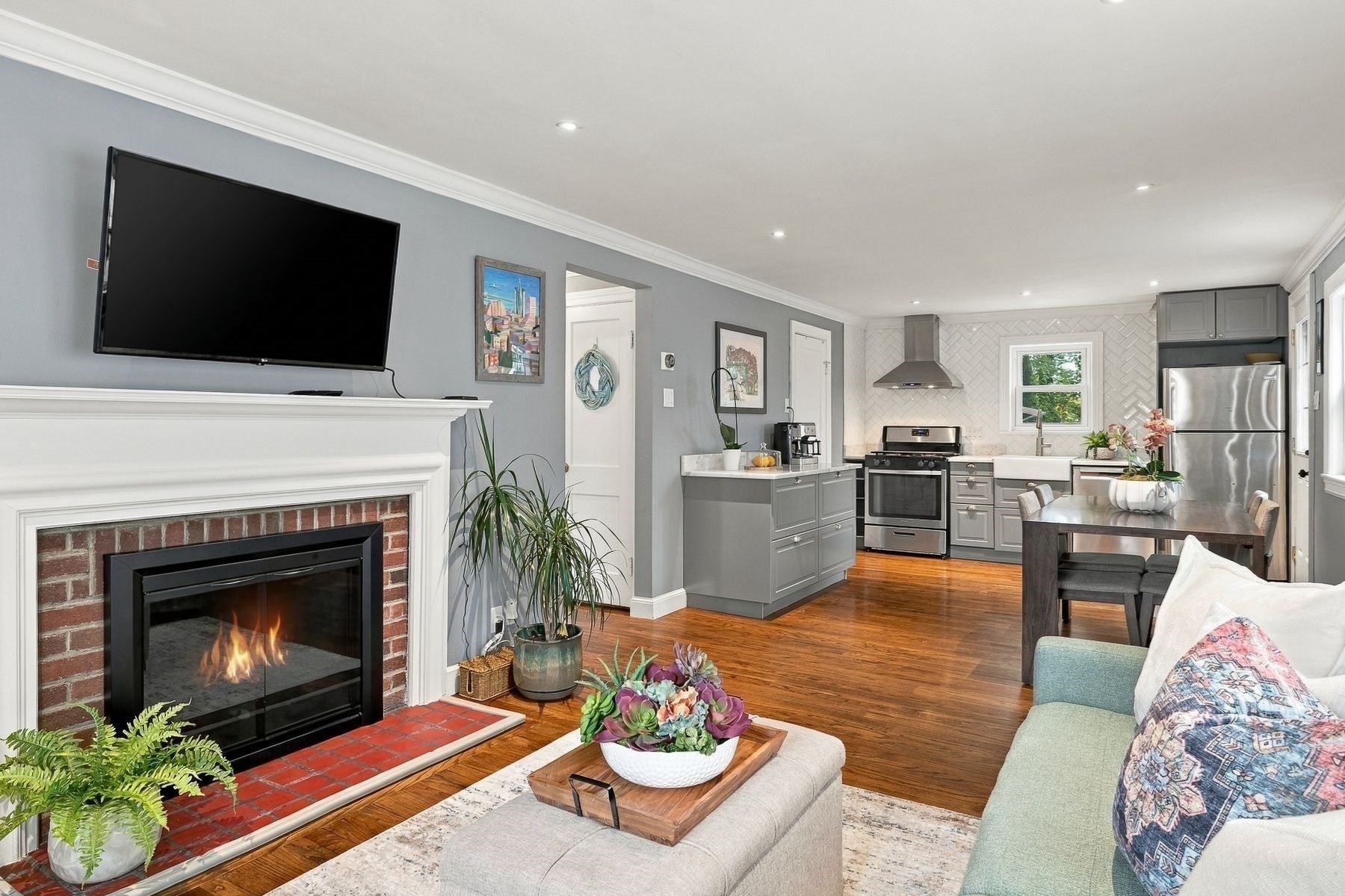 28 Eastman Ave, Swampscott, MA, 28 Eastman Ave, Swampscott, MA Photo #4