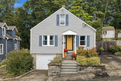 Photo of 28 Eastman Ave, Swampscott, MA 01907 (MLS # 73587363)
