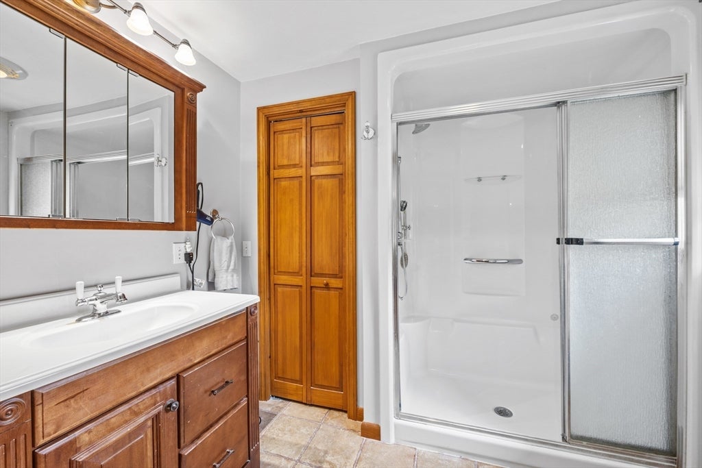 55 Evans St, Somerset, MA, 55 Evans St, Somerset, MA Photo #21