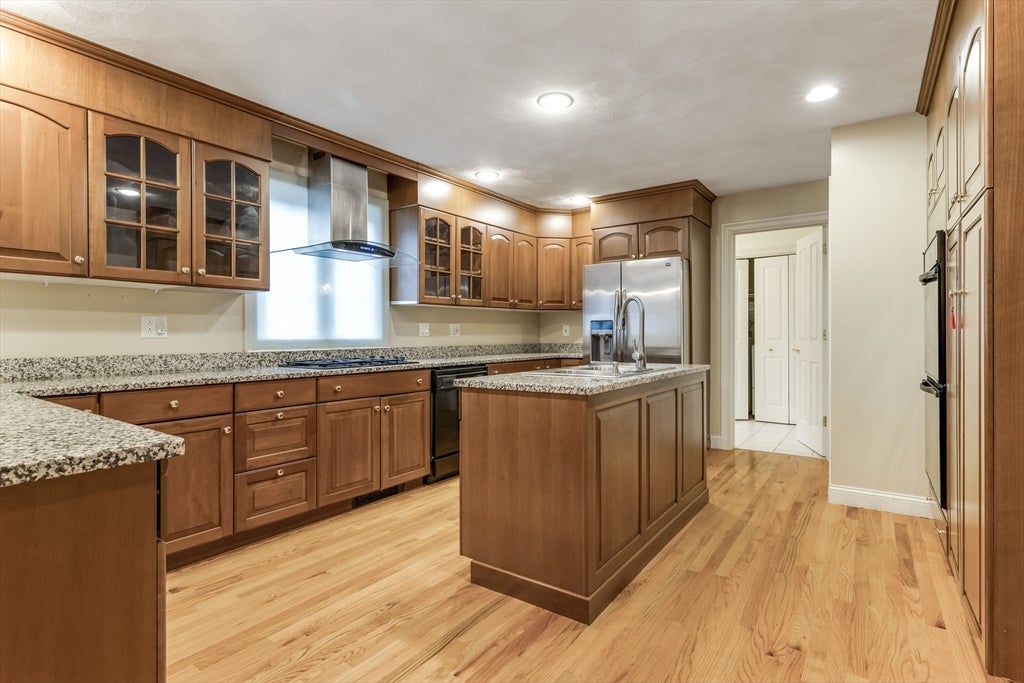 3 Avalon Ct, Methuen, MA Photo #14
