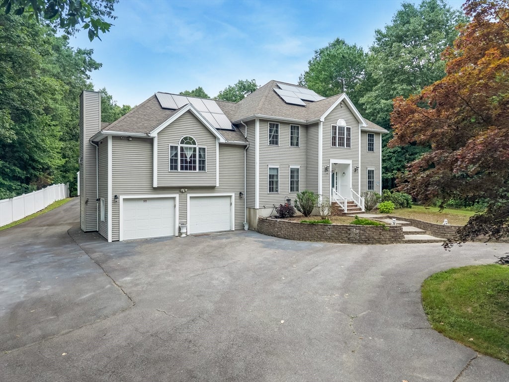 3 Avalon Ct, Methuen, MA Photo #1