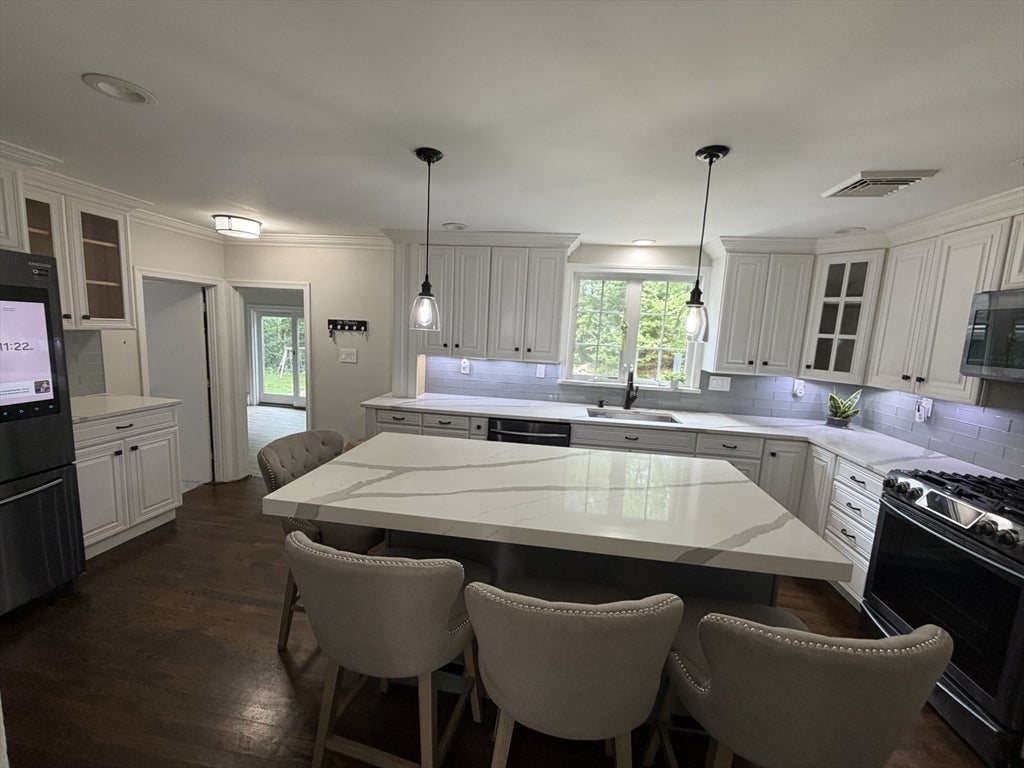 3 Hackney Cir, Andover, MA, 3 Hackney Cir, Andover, MA Photo #9