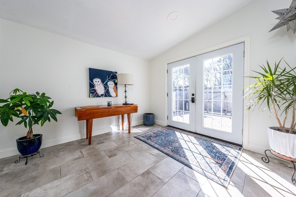 125 Main St 3