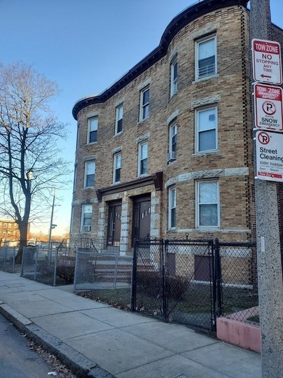 184 Walnut Ave #1, Boston, MA Photo #10