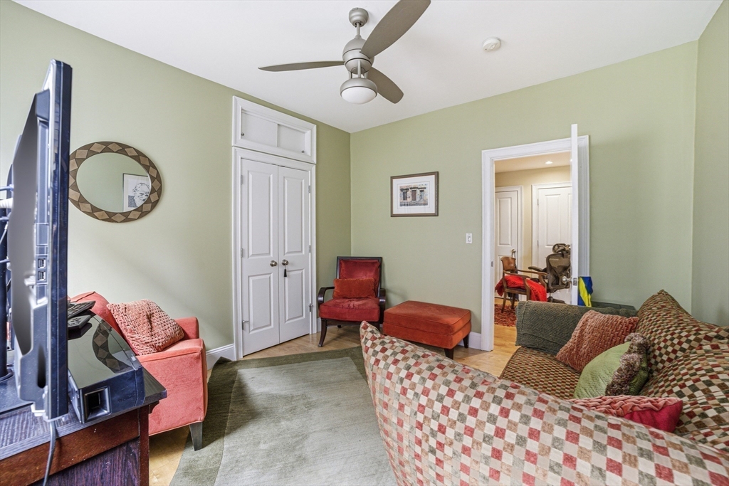 5 Mount Vernon St #2, Boston, MA Photo #22