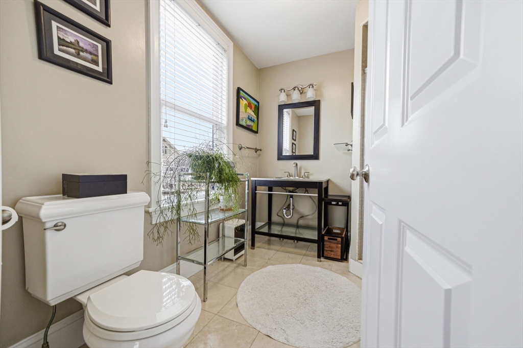 5 Mount Vernon St #2, Boston, MA Photo #13